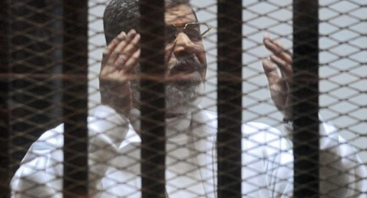 В Египте начинается очередной суд над экс-президентом Мурси