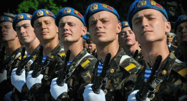 За время АТО погибли 387 украинских десантников - Порошенко