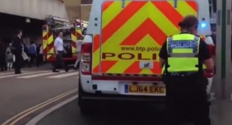 В Англии в результате взрыва лодки на Темзе пострадали шесть человек
