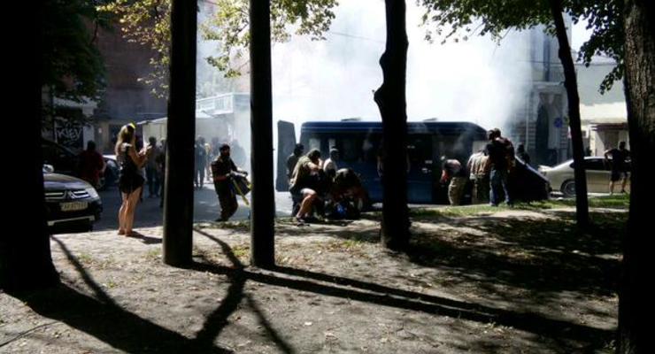 В центре Харькова напали на офис Оппоблока