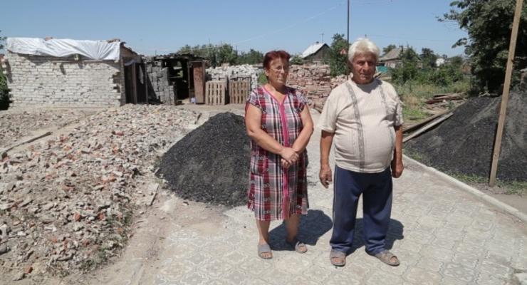 Через год после освобождения от боевиков люди в Семеновке живут в сараях
