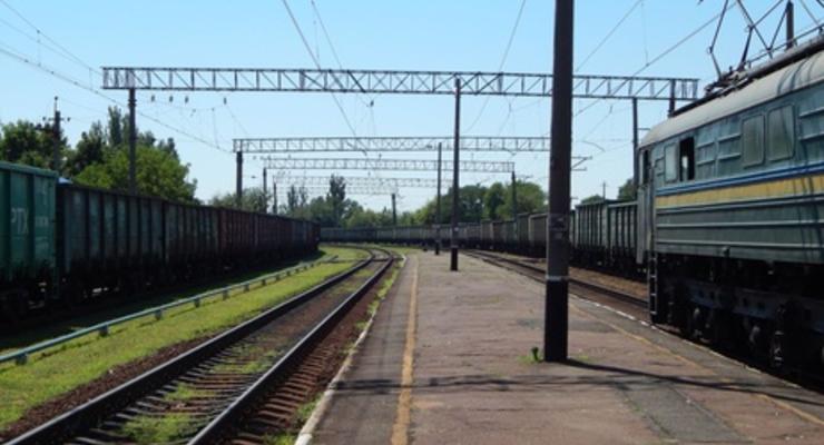 Госпогранслужба: На станции Кривой Торец задержали два тепловоза с 14 тоннами дизтоплива