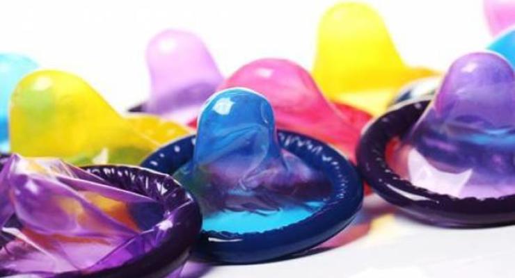 В России хотят запретить закупать иностранные презервативы и жизненно важное медоборудование