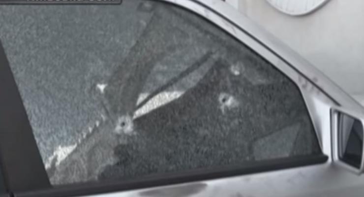 Под Киевом расстреляли автомобиль, есть погибший