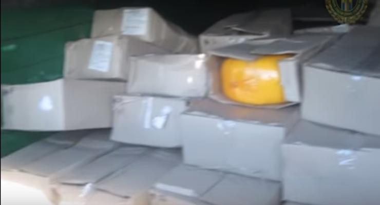 Украинец пытался вывезти в Россию полтонны сыра