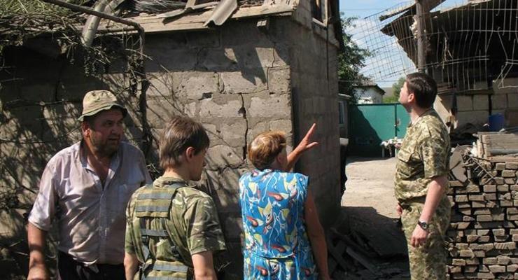 Последствия обстрела из "Градов" и артиллерии села Троицкое