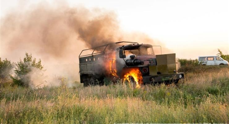 Боевики обстреливают пригород Дзержинска