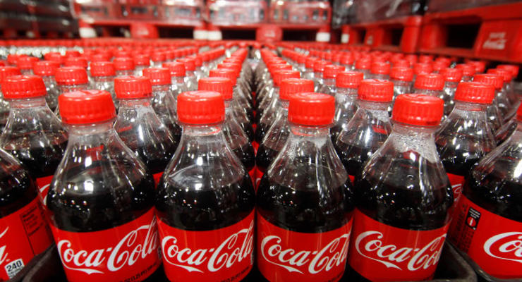 СМИ: В Крыму начали продавать Coca-Cola по паспортам