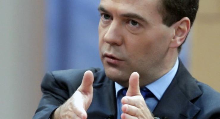 Медведев предложил ограничить количество скота и птиц в личных хозяйствах россиян