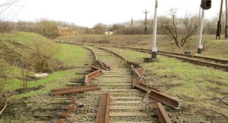 В Макеевке боевики ДНР срезали железную дорогу на металлолом