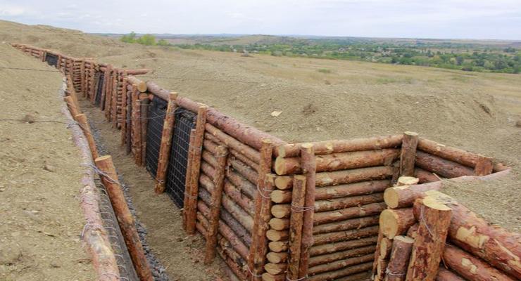 На Донбассе построили  уже 600 км фортификаций - Минобороны