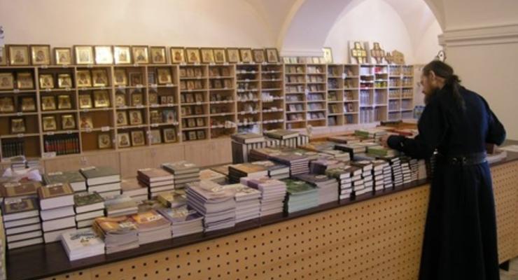В Воронежской области РФ предприниматель организовал в церковной лавке продажу порнографии