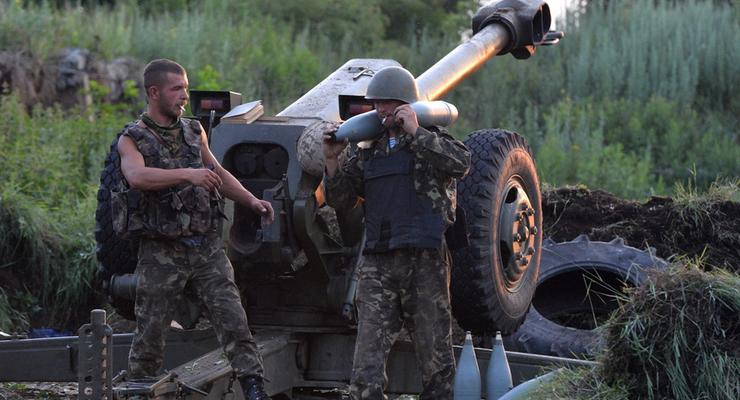 Бои на Донбассе: за сутки оккупанты 67 раз обстреляли ВСУ