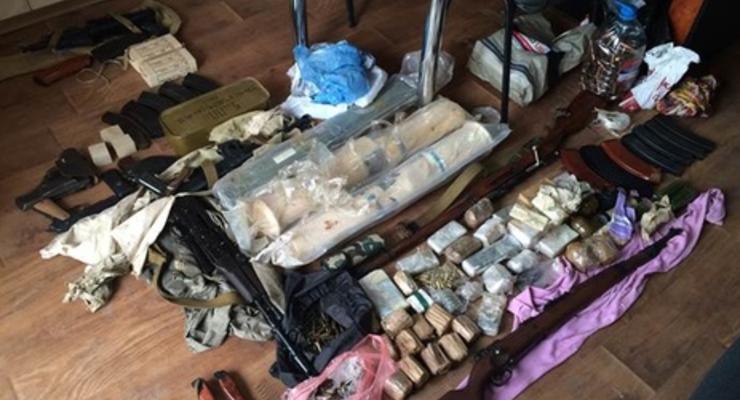 В Днепропетровской области СБУ разоблачила трех торговцев оружием