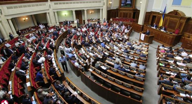Сегодня Рада рассмотрит законопроект о децентрализации власти
