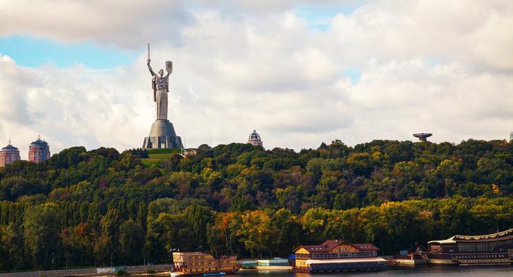 Почти половина иностранных туристов недовольны украинским сервисом