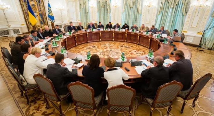 СНБО поддержал введение новых санкций против России