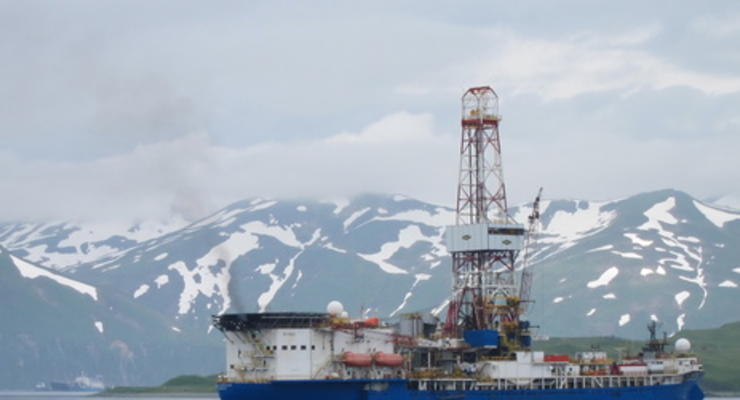 В Арктике у корабля Shell засекли разведывательное судно РФ