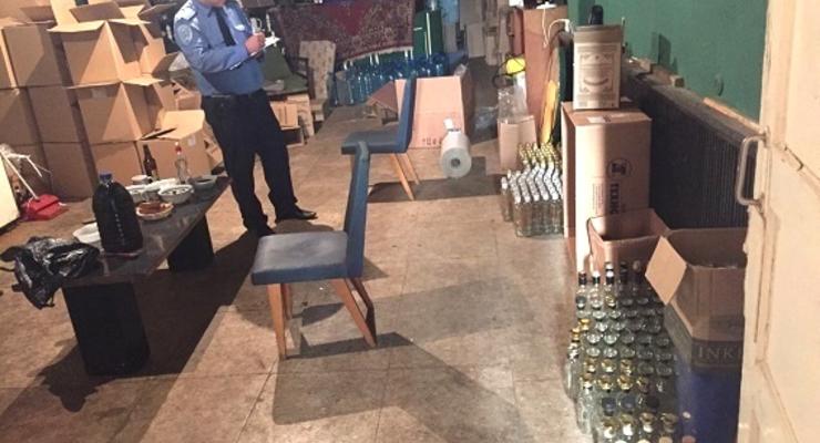 В Киеве изъяли 800 литров контрафактного алкоголя