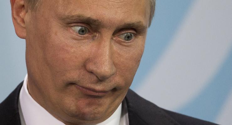 В постели с Путиным: в России продают белье с президентом
