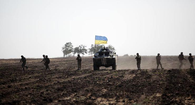 Украинские военные провели учения под Мариуполем