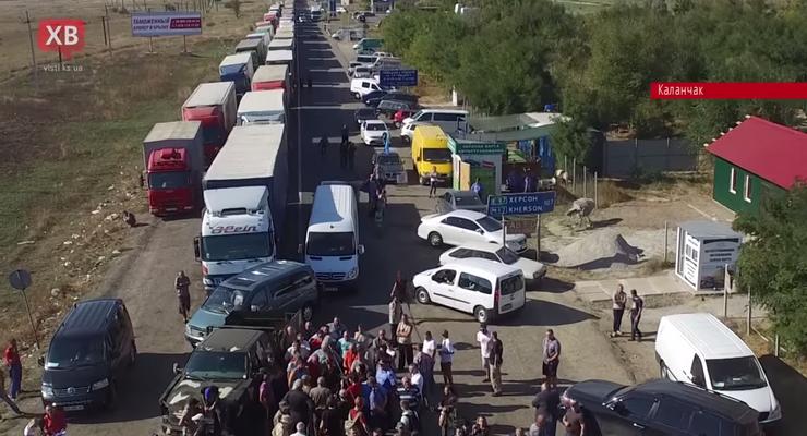 В Сети появилось видео блокады Крыма, снятое с беспилотника