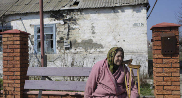 Жители Опытного рассказали, что оставшиеся в селе 70 человек живут в одном подвале - ОБСЕ