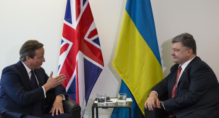 Кэмерон пообещал отправить в Украину военных инструкторов