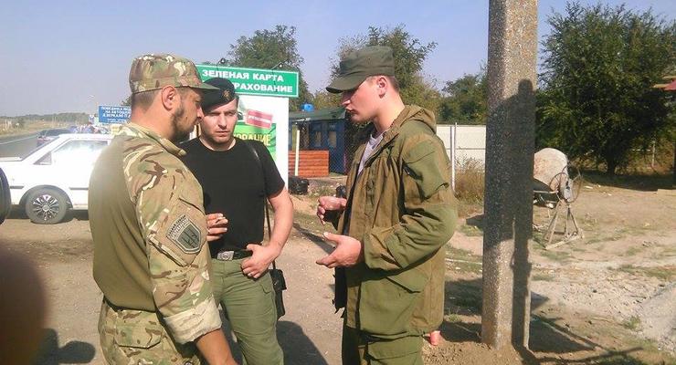 Правый Сектор укрепляет блокпосты на границе с Крымом