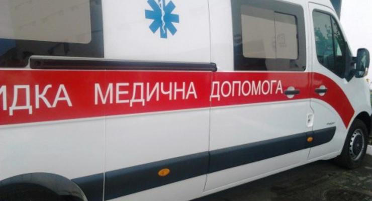 В Киеве девушка выпала из окна многоэтажки