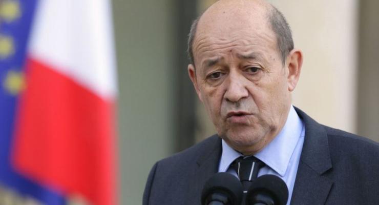 Россия ударила не по ИГИЛ - министр обороны Франции