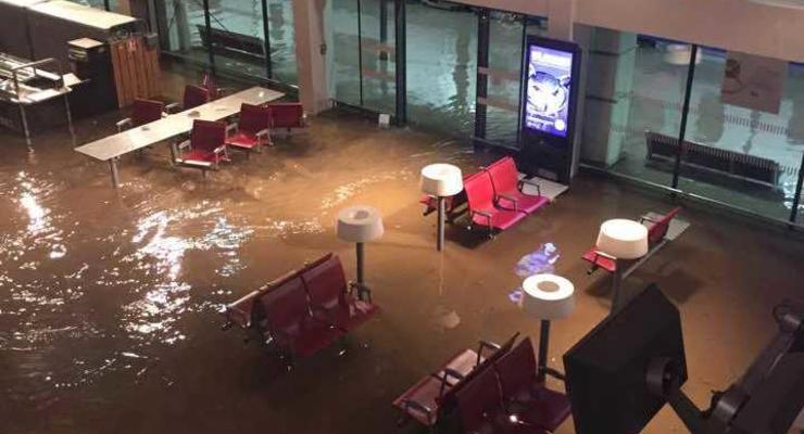 Во Франции в результате наводнения погибли 12 человек