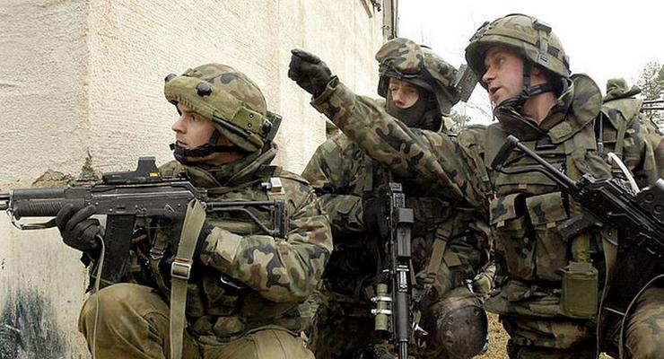 Польша начала обучение украинских военных инструкторов