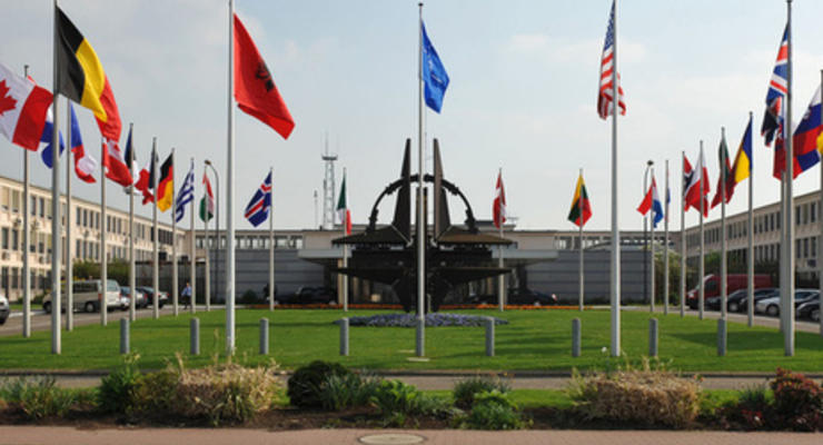 Парламентская ассамблея НАТО призвала усилить поддержку Украины