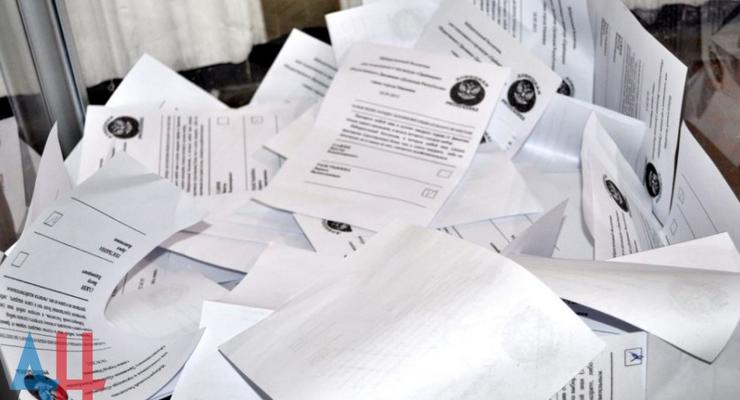 В ДНР и ЛНР опубликовали "документы" о переносе выборов