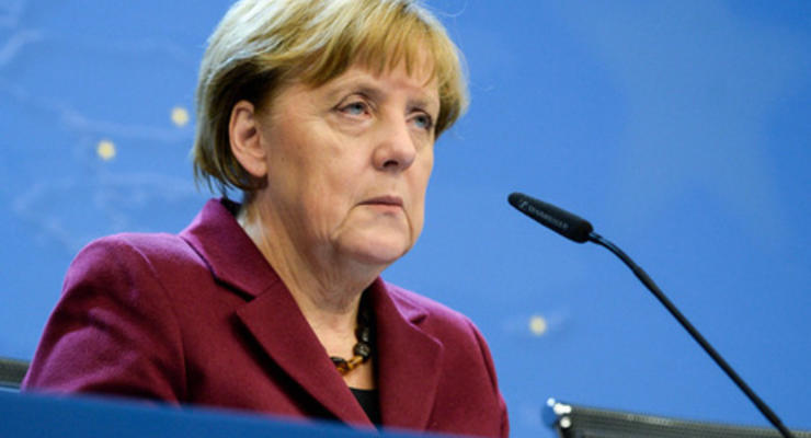 Меркель посетит Турцию для переговоров о кризисе с беженцами