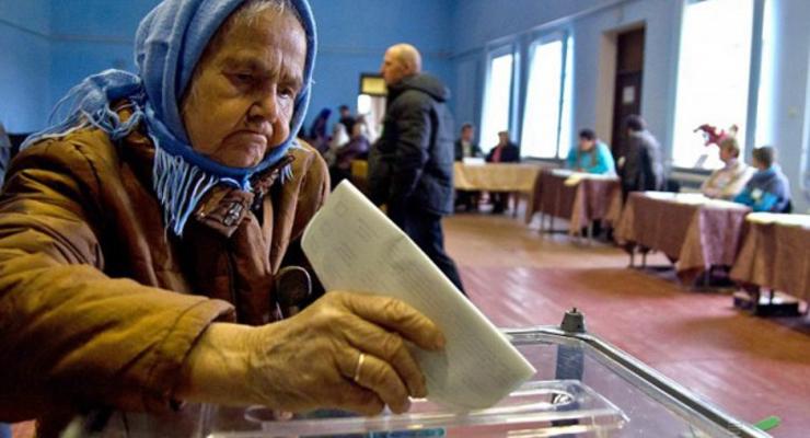 В Украине за 2 месяца партии потратили на выборы 2 млрд грн