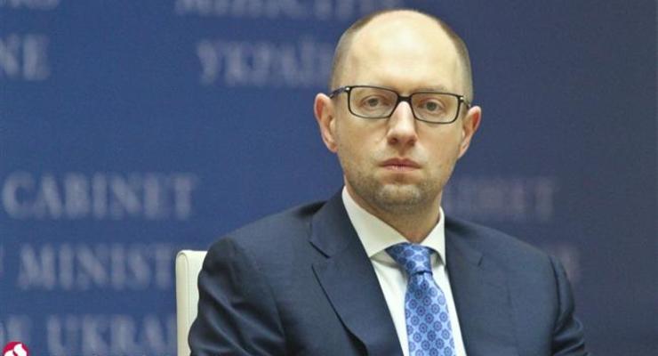 В понедельник 42% руководства ГФС должны быть уволены - Яценюк