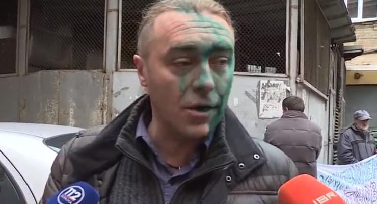 Свободовца Мирошниченко облили зеленкой