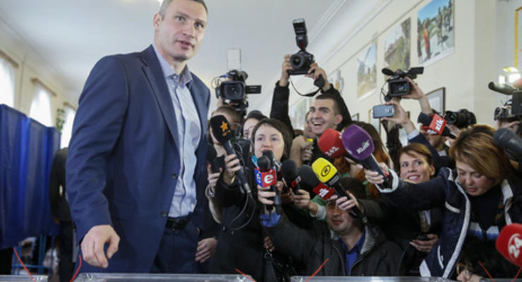 Кличко и Береза лидируют на выборах мэра Киева