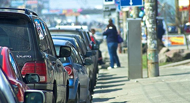 КГГА огласила список незаконных парковок