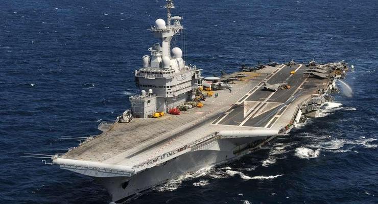Франция направит в Сирию авианосец для борьбы с ИГ