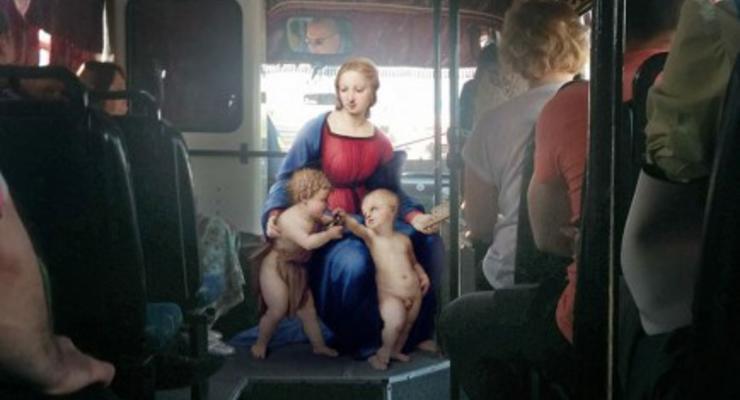 Героев классических картин "посадили" в киевский транспорт
