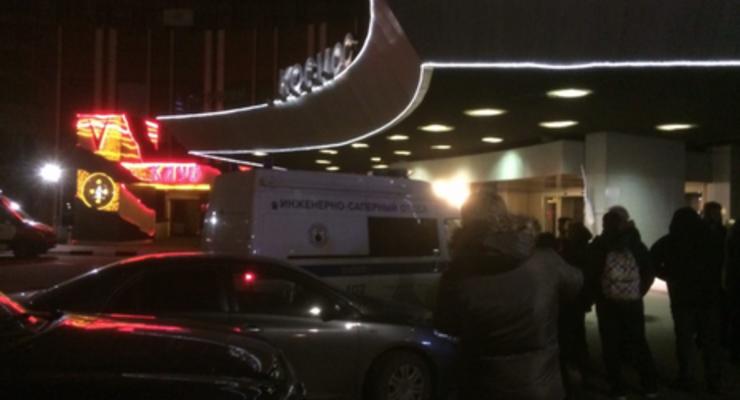 В Москве из-за угрозы взрыва эвакуировали гостиницу Космос