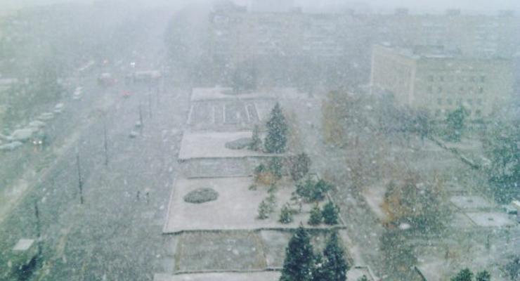В Украине выпал снег: пользователи Сети делятся фото