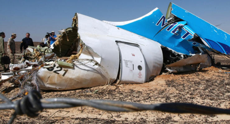 Reuters: Грузчику А321 передали недосмотренный охраной аэропорта чемодан