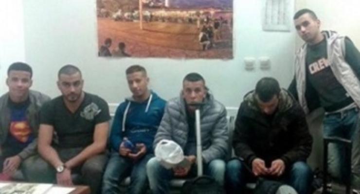 В аэропорту Стамбула задержаны восемь боевиков, подозреваемых в связях ИГИЛ