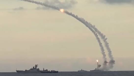 Минобороны РФ: Каспийская флотилия нанесла ракетный удар по ИГИЛ