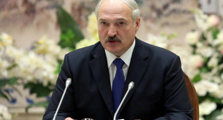 Лукашенко отложил визит в Москву