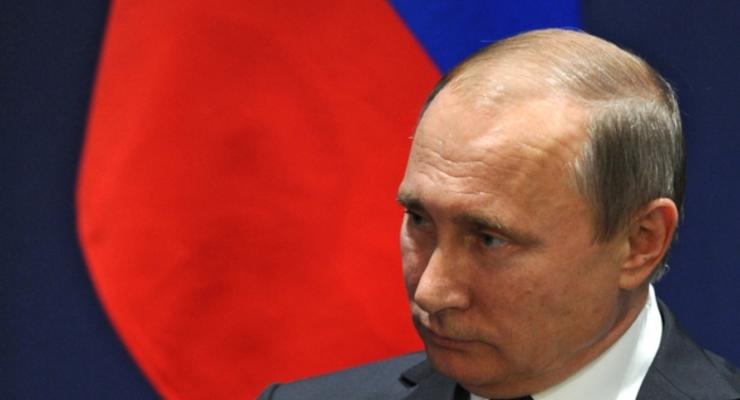 Энергоблокада Крыма: Путин прилетел в АРК решать вопрос